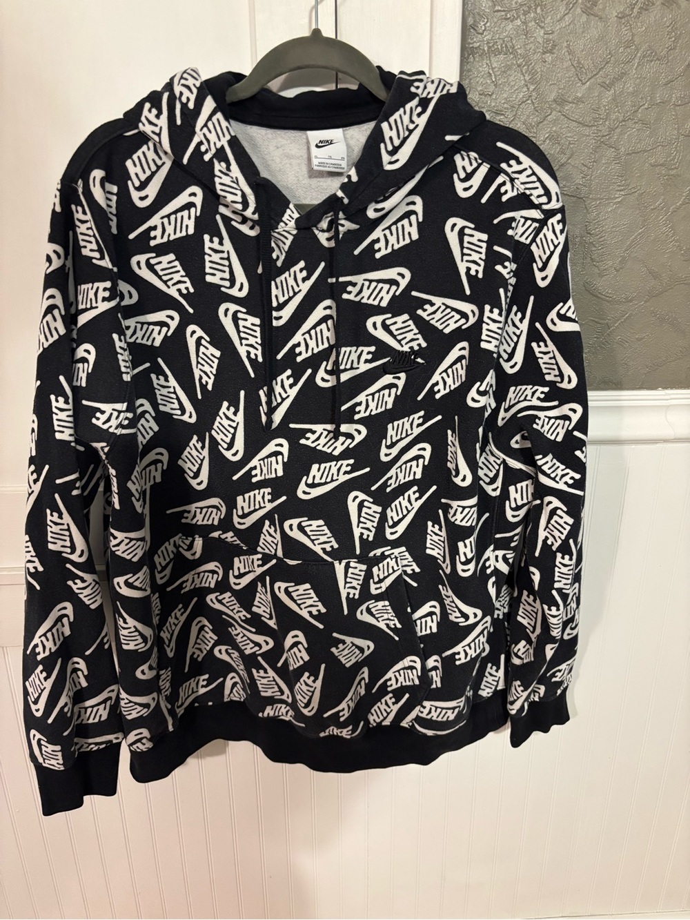 Nike Black & White Logo Print Hoodie